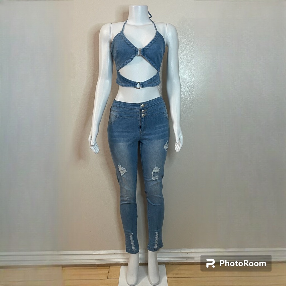 Light blue denim cutout halter rings crop top distressed skinny jeans set